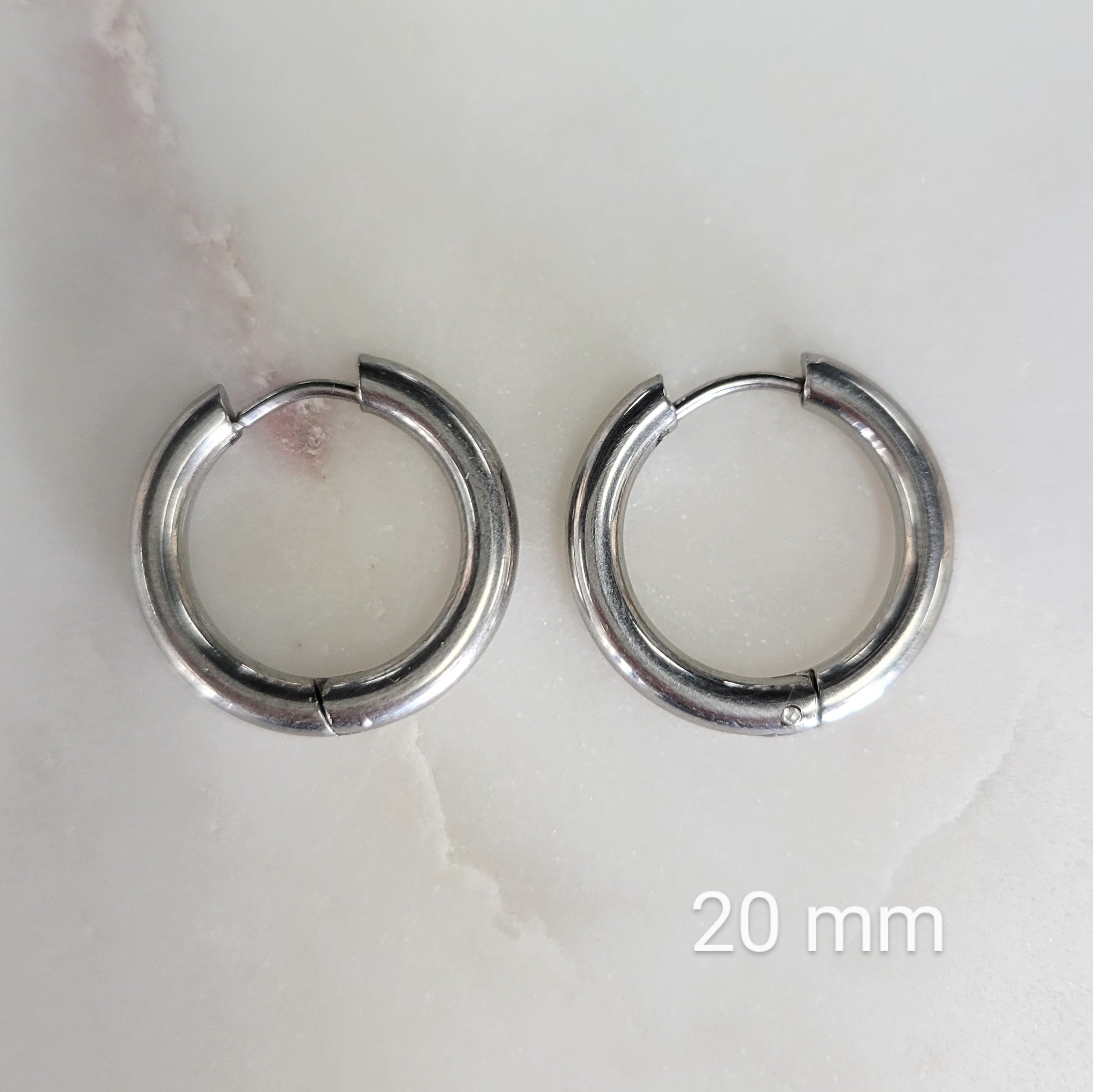 Classic Simple Hoops