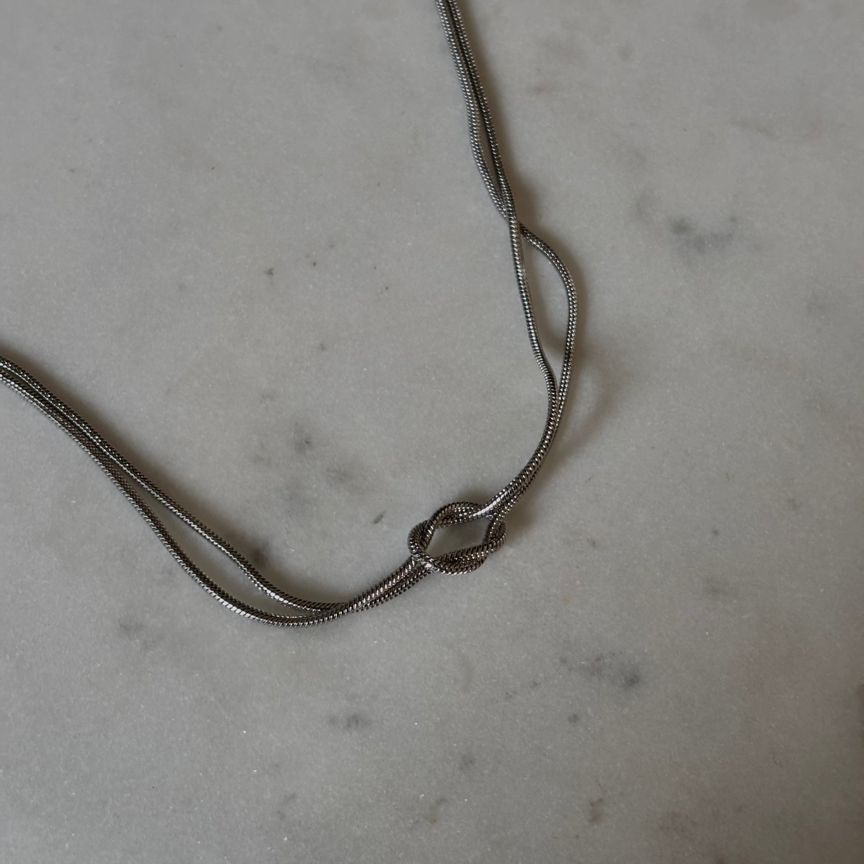 Esmé Knot Necklace
