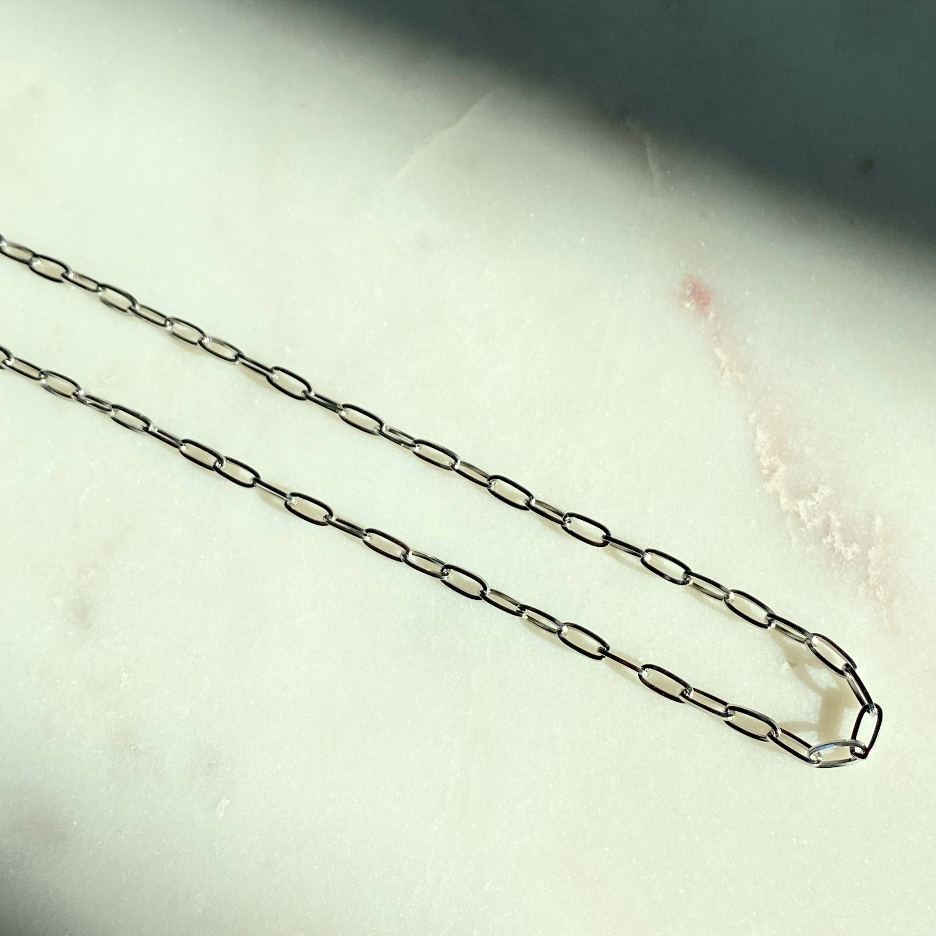 Dainty Iconic Necklace