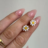 Daisy Stud